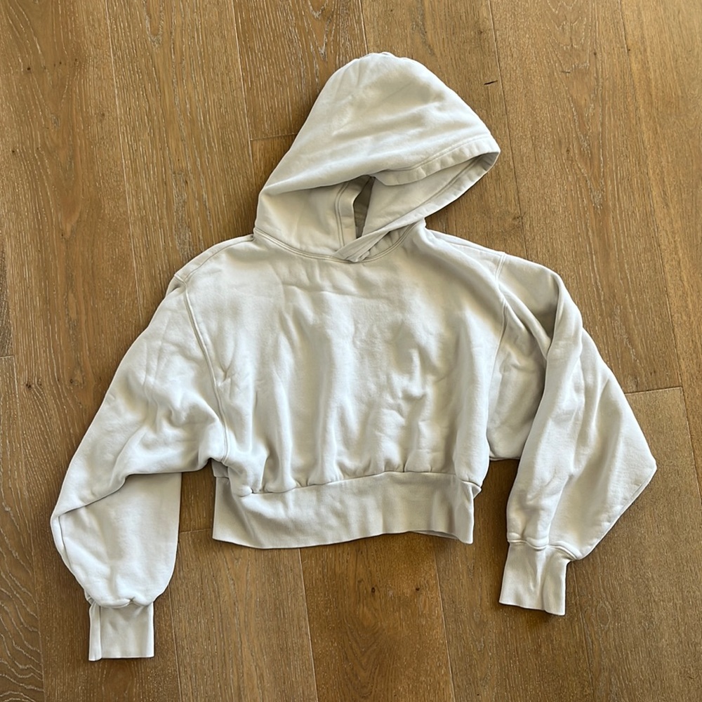 Cropped hoodie